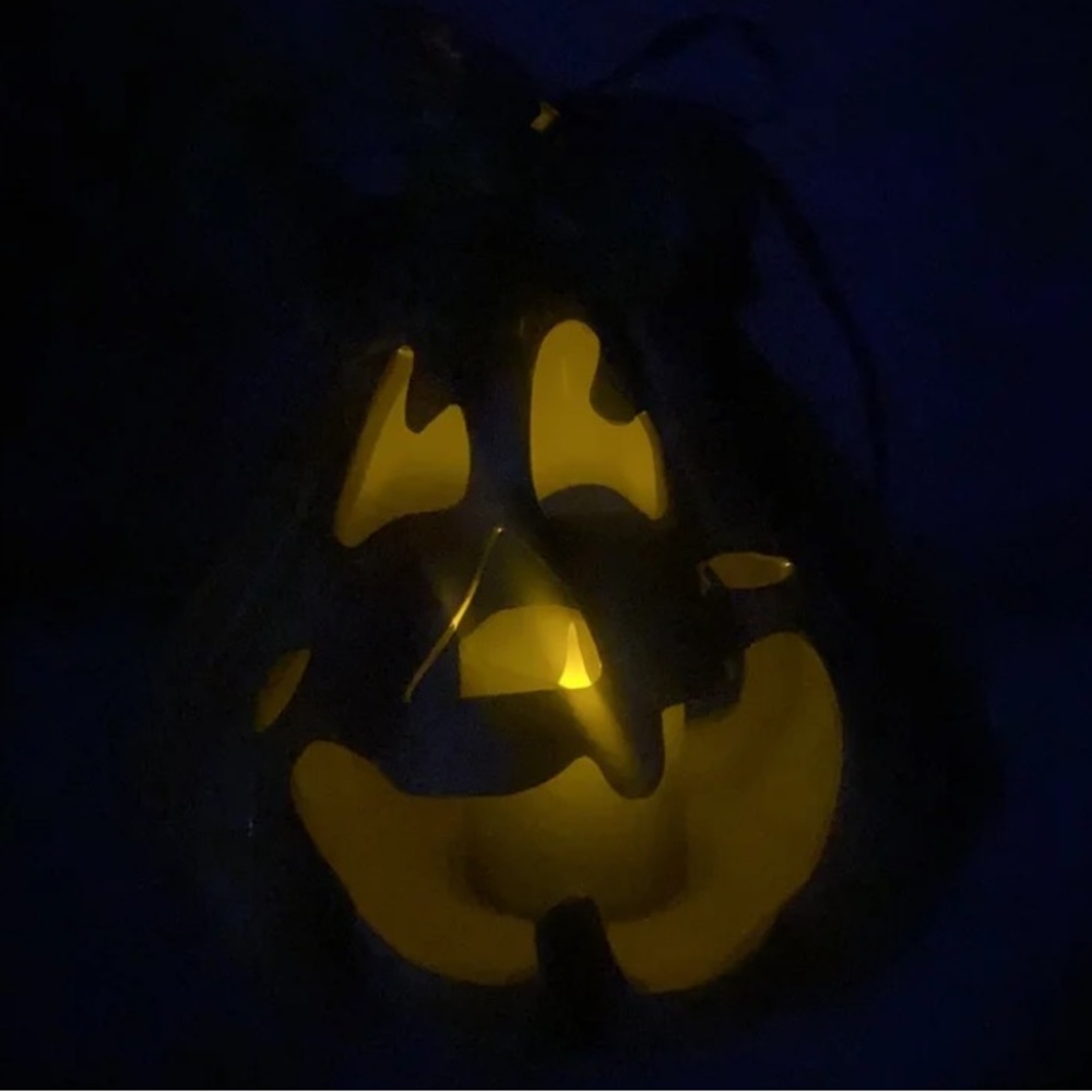 Blue Sky Clayworks Jack O Lantern Tea Light Holder - Picture 7 of 7